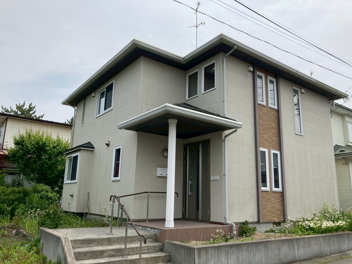 ＼2008年築 4LDK＋納戸で収納力あり！／小学校近くで通学に便利です♪